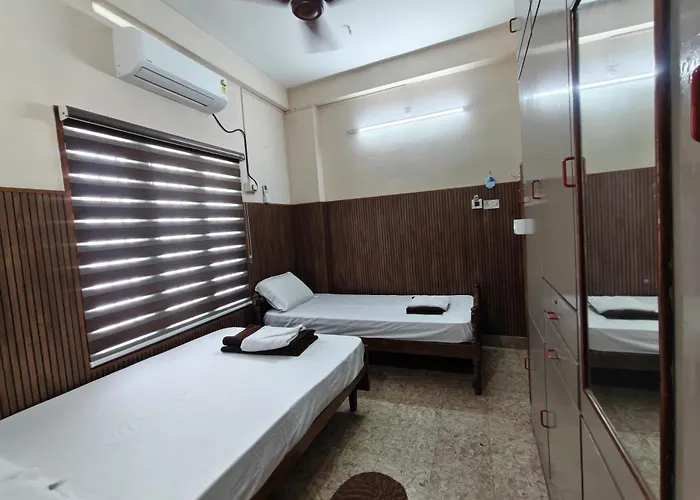 Sreevalsam Guest House